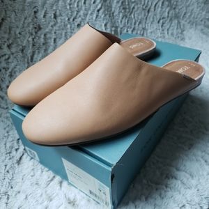 Toms Kelli tan leather mules, size 9.5